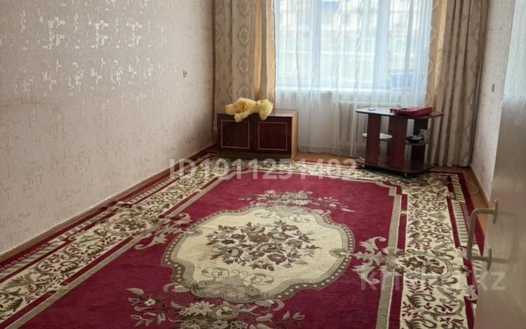 3-комнатная квартира · 59 м² · 1/5 этаж, 3 6 за 9 млн ₸ в Лисаковске — фото 2