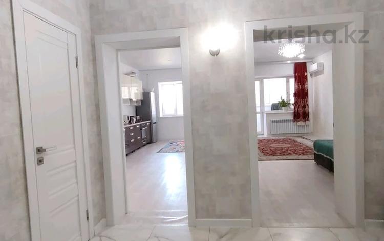1-комнатная квартира · 68.7 м² · 5/5 этаж, мкр Северо-Восток 19/1 за 18 млн ₸ в Уральске — фото 2