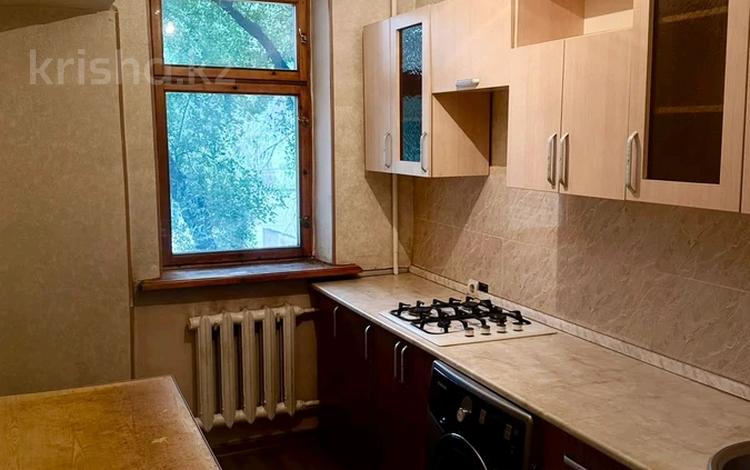 2-комнатная квартира · 50 м² · 2/5 этаж, Турара Рыскулова за 210 000 ₸ в Алматы, Жетысуский р-н — фото 2