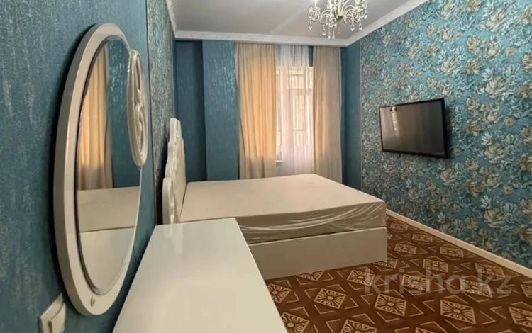 4-комнатная квартира · 130 м² · 6/17 этаж, Керей и Жанибек хандар 22 — ОБМЕН НА АВТО РАССМОТРИМ !!! СРОЧНО !!! ТОРГ ДО ГОРЯЧЕЙ ЦЕНЫ !!! БОТАНИЧЕСКИЙ САД и ТРИУМФАЛЬНАЯ АРКА рядом !!! за 95 млн ₸ в Астане, Есильский р-н — фото 2