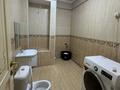 4-комнатная квартира · 130 м² · 6/17 этаж, Керей и Жанибек хандар 22 — ОБМЕН НА АВТО РАССМОТРИМ !!! СРОЧНО !!! ТОРГ ДО ГОРЯЧЕЙ ЦЕНЫ !!! БОТАНИЧЕСКИЙ САД и ТРИУМФАЛЬНАЯ АРКА рядом !!! за 95 млн ₸ в Астане, Есильский р-н — фото 3