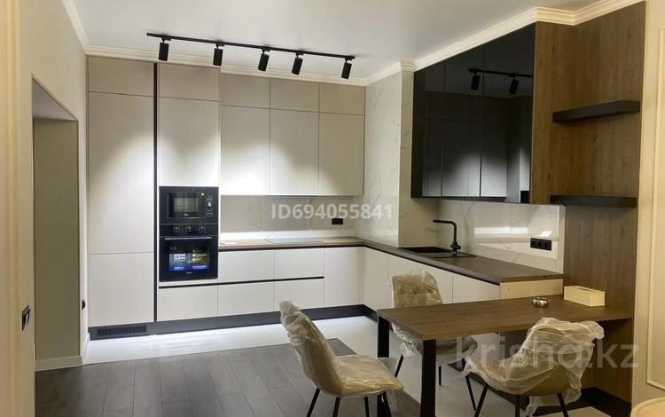 2-комнатная квартира · 60 м², Аль-Фараби 41 за 650 000 ₸ в Алматы, Бостандыкский р-н — фото 2