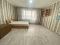 2-комнатная квартира · 54 м² · 9/10 этаж, мкр Юго-Восток, Мкр Гульдер 2 4 за 200 000 ₸ в Караганде, Казыбек би р-н — фото 3