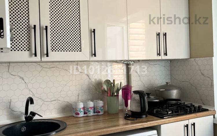 2-бөлмелі пәтер · 50 м² · 4/5 қабат, Пошанова 30 — Аскарова Мангелдина, бағасы: 220 000 ₸ в Шымкенте, Абайский р-н — фото 2