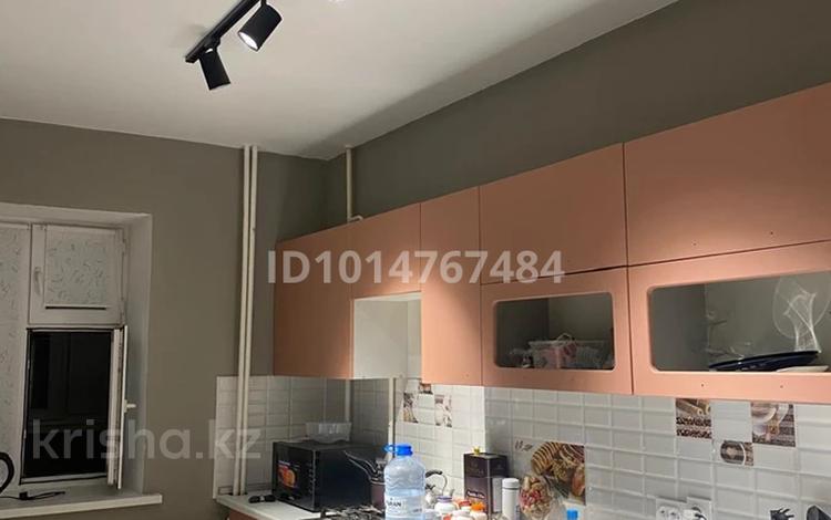 3-комнатная квартира · 80 м² · 6/9 этаж, мкр. Алтын орда, Ораз Татеулы 6 — НИШ за 250 000 ₸ в Актобе — фото 7