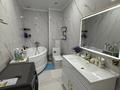 2-бөлмелі пәтер · 90 м² · 2/10 қабат, Шарипова 28, бағасы: 42 млн ₸ в Атырау, мкр Жилгородок — фото 8