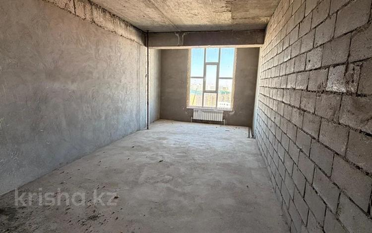 4-бөлмелі пәтер · 165 м² · 11/12 қабат, 18 11, бағасы: 45 млн ₸ в Актау, 18-й мкр  — фото 2