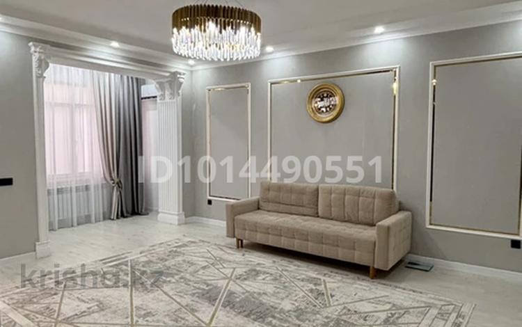 4-комнатная квартира · 125.4 м² · 5/7 этаж, 17-й мкр, ​17-й микрорайон 110 — школа, садик, поликлиника за 48 млн ₸ в Актау — фото 2