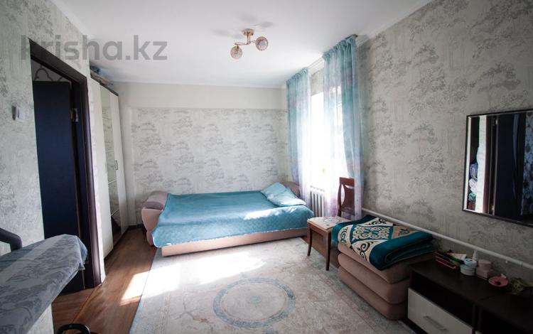 2-комнатная квартира, 52 м², 5/5 этаж, Самал за 14 млн 〒 в Талдыкоргане — фото 2