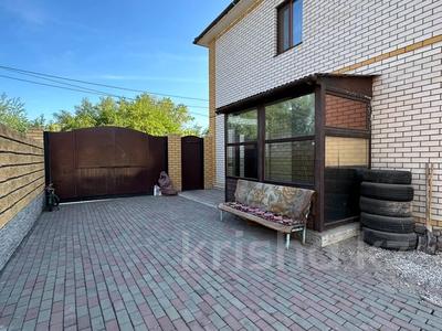 Жеке үй · 4 бөлме · 124 м² · 4 жүзд., Сыбанова 102, бағасы: 65 млн ₸ в Семее