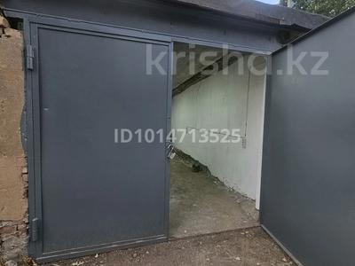Гараж · Жангелдин 792 — Городская стоматологическая поликлиника за 120 000 ₸ в Шымкенте, Аль-Фарабийский р-н