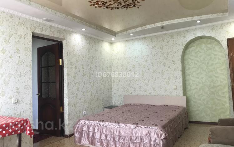 1-комнатная квартира · 38 м² · 5/5 этаж, проспект Нурсултана Назарбаева 53/1 — Алиханова за 14.5 млн ₸ в Караганде, Казыбек би р-н — фото 2