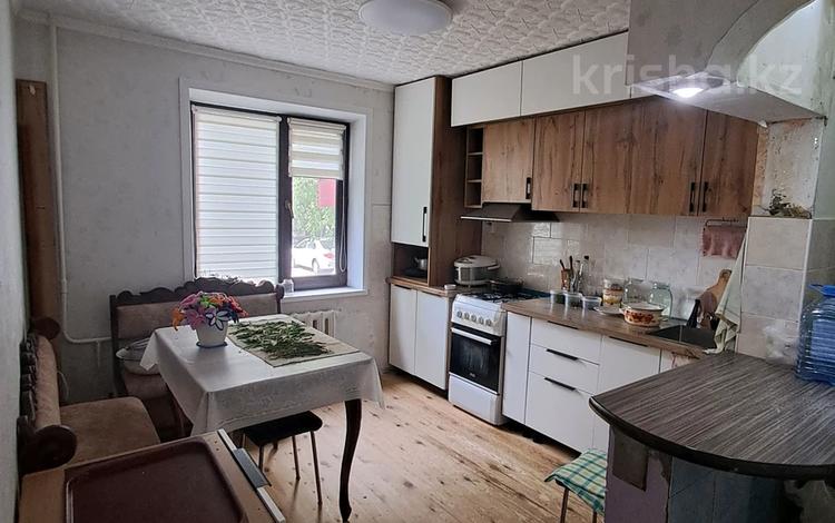 3-комнатная квартира · 65 м² · 1/5 этаж, назарбаева за 24.5 млн ₸ в Петропавловске — фото 2