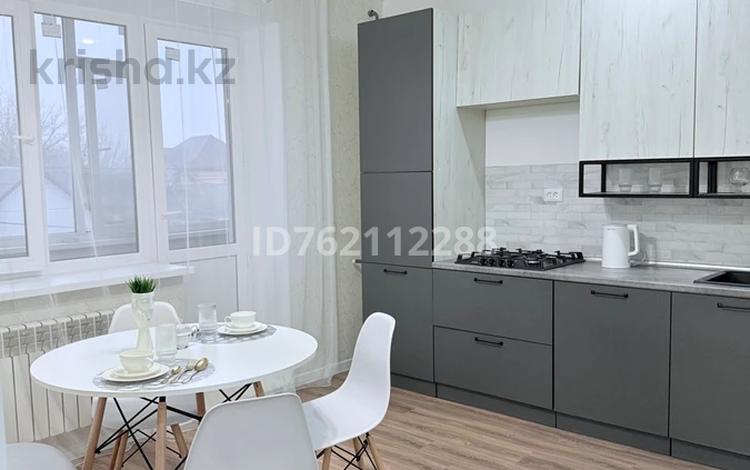 1-комнатная квартира · 53 м² · 2/5 этаж, Герольд Бельгер 74/2 — ТД City Center за 15 000 ₸ в Уральске — фото 3