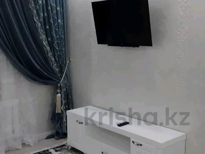 1-комнатная квартира · 70 м² · 2/12 этаж, 3-й микрорайон, ул. Тамерлановское шоссе 1 А — Угол ул. Желтоксан за 3 000 ₸ в Шымкенте, Туран р-н