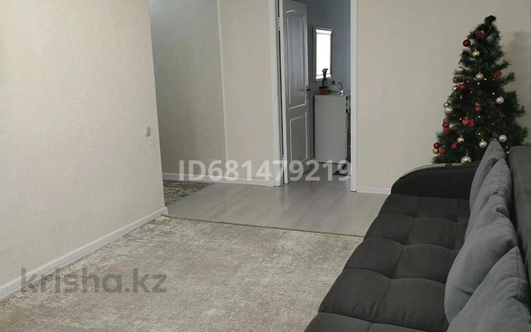 3-комнатная квартира · 60 м² · 5/5 этаж, мкр Аксай-2 2 — Төле би саина за 37 млн ₸ в Алматы, Ауэзовский р-н — фото 2