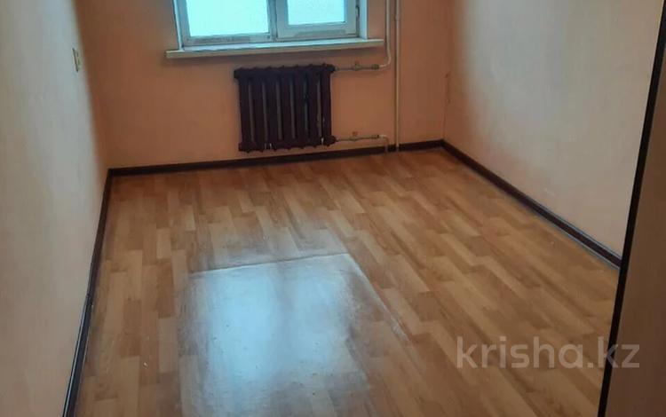 2-бөлмелі пәтер, 60 м², 3/5 қабат ай сайын, Аскарова 23 школа 35, бағасы: 90 000 〒 в Шымкенте — фото 2