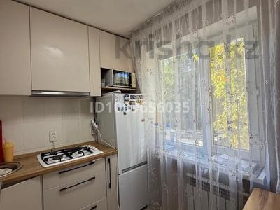 2-бөлмелі пәтер · 48 м² · 2/5 қабат, мкр Новый Город, Комиссарова 28, бағасы: 180 000 〒 в Караганде, Казыбек би р-н