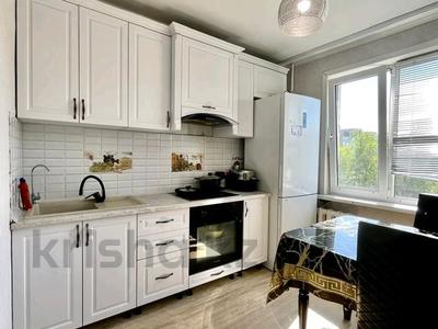Продажа квартир в Восточно-Казахстанской обл.: 4-комнатная квартира · 85 м² · 4/6 этаж, Утепова 34 за 34.8 млн 〒 4-комнатная квартира · 85 м² · 4/6 этаж, Утепова 34 за 34.8 млн 〒 в Усть-Каменогорске