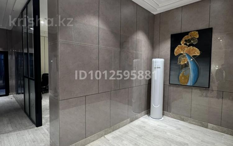 2-бөлмелі пәтер · 54 м² · 10/21 қабат, Исатай Тайманова 42/1 — Жарбосынова, бағасы: 430 000 ₸ в Атырау — фото 2