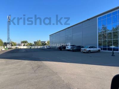 Продажа коммерческой недвижимости в Костанайской обл.: Свободное назначение · 2400 м² за 550 млн 〒 Свободное назначение · 2400 м² за 550 млн 〒 в Костанае