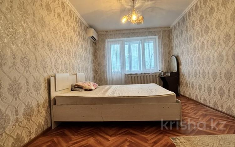 1-комнатная квартира · 34 м² · 5/9 этаж, мкр Кунаева за 110 000 ₸ в Уральске — фото 2