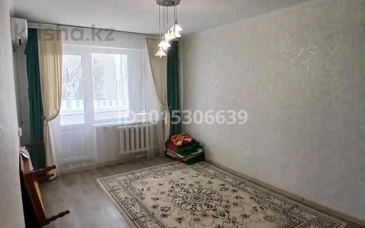 2-комнатная квартира · 49 м² · 2/5 этаж, мкр 8, Абилкайыр хана — КАЗПОЧТА КОСМОС 8мкр за 150 000 ₸ в Актобе — фото 2