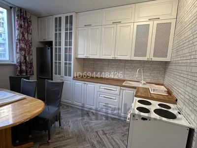 3-бөлмелі пәтер · 70 м² · 6/12 қабат, мкр Акбулак, Дарабоз 9 — Алматы арена, бағасы: 320 000 〒 в Алатауский р-н