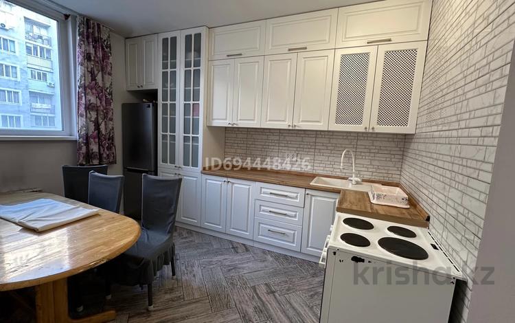 3-бөлмелі пәтер · 70 м² · 6/12 қабат, мкр Акбулак, Дарабоз 9 — Алматы арена, бағасы: 320 000 〒 в Алатауский р-н — фото 21