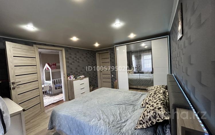 Отдельный дом · 3 комнаты · 70 м² · 4 сот., Крылова 26 — Алтайская за 13.1 млн 〒 в Семее — фото 6