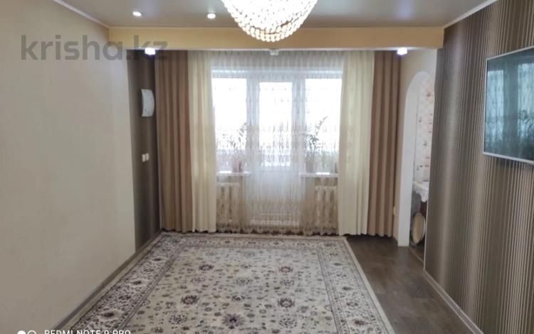 3-комнатная квартира · 58 м² · 2/5 этаж, ул. Абая за 11.5 млн ₸ в Темиртау — фото 2