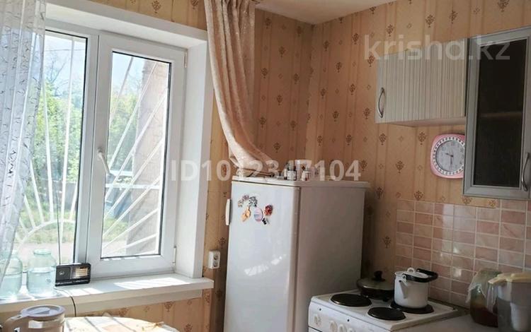 1-комнатная квартира · 33 м² · 1/5 этаж, Набережная 47 за 7 млн ₸ в Аксу — фото 2