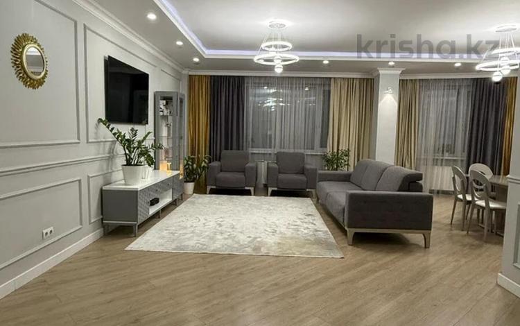 3-бөлмелі пәтер · 110 м² · 4/12 қабат, Назарбаева 223, бағасы: 125 млн ₸ в Алматы, Бостандыкский р-н — фото 2