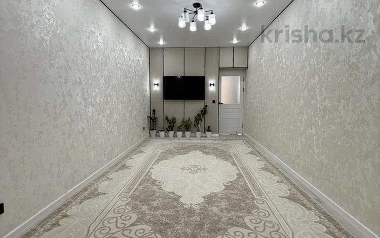 2-бөлмелі пәтер · 57 м² · 1/5 қабат, 17-ш/а. 93, бағасы: 19.5 млн ₸ в Актау, 17-й мкр — фото 2