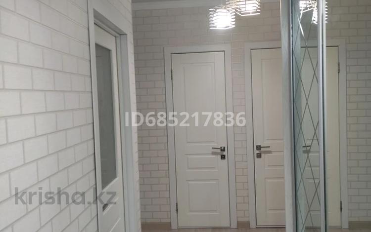 2-комнатная квартира · 60 м², мкр Шугыла, Жунисова 4/13 за 250 000 ₸ в Алматы, Наурызбайский р-н — фото 2