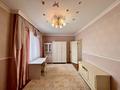 4-комнатная квартира · 140 м² · 11/16 этаж, мкр Самал-1 9/2 за 750 000 ₸ в Алматы, Медеуский р-н — фото 8