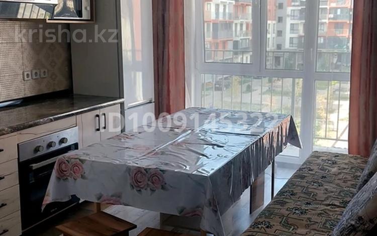 1-комнатная квартира · 40 м² · 3/6 этаж, мкр Шугыла, Жунисова 2/13 за 26.8 млн ₸ в Алматы, Наурызбайский р-н — фото 2