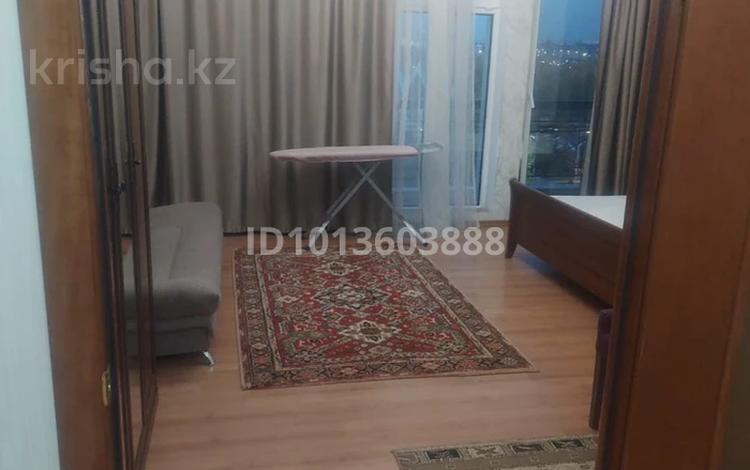 3-комнатная квартира · 115 м² · 5/10 этаж, Сарайшык 38 за 400 000 ₸ в Астане, Есильский р-н — фото 2