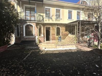 7-комнатная квартира · 342 м², Рыскулбекова 19 — Аскарова за 2 млн ₸ в Алматы, Наурызбайский р-н