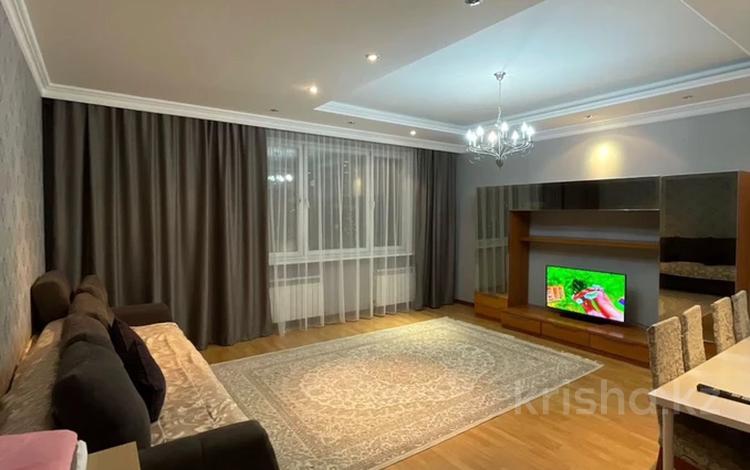 3-комнатная квартира · 130 м² · 6/8 этаж, Кунаева 14д за 600 000 ₸ в Астане, Есильский р-н — фото 2