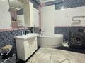 2-бөлмелі пәтер · 100 м² · 10/16 қабат, Кулманова 1B, бағасы: 43 млн ₸ в Атырау — фото 5