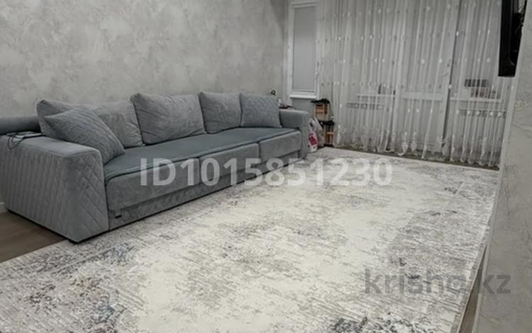 2-бөлмелі пәтер · 63 м² · 8/9 қабат, 17-ш/а. 25, бағасы: 32 млн ₸ в Актау, 17-й мкр — фото 2
