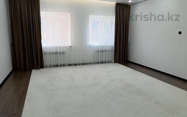 3-комнатная квартира · 111 м² · 4/5 этаж, мкр. Алтын орда, Саздинское лесничество 228/58 — ЖК АКТОБЕ ТАУЕРС-2 по Г. Жубанова за 45 млн ₸ в Актобе — фото 2