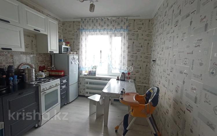 2-комнатная квартира · 54 м² · 9/9 этаж, Иртышская 17 — Иртышская, Бозтаева за 19.5 млн 〒 в Семее — фото 2