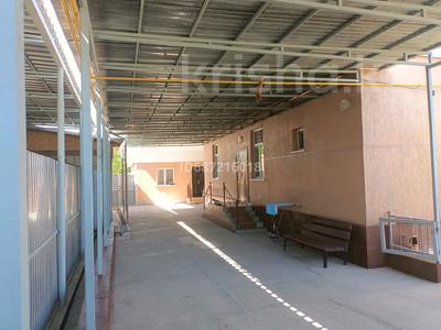 Отдельный дом · 4 комнаты · 182 м² · 7 сот., Улбике акына 46 А — Сулейманова за 47 млн ₸ в Таразе