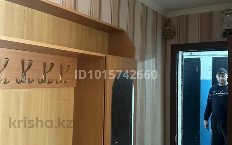 1-бөлмелі пәтер · 33 м² · 4/5 қабат, Алашахана 10 — Дом быта, бағасы: 100 000 ₸ в Жезказгане — фото 2