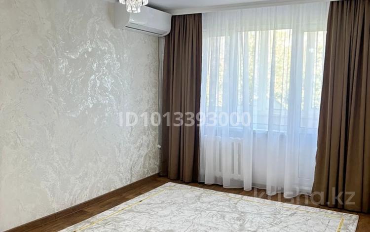 3-бөлмелі пәтер · 61 м² · 4/5 қабат, Короленко 32, бағасы: 39.9 млн ₸ в Уральске — фото 2