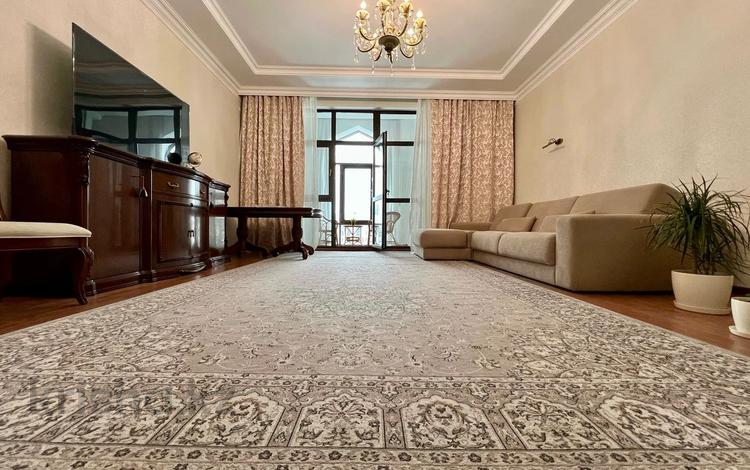 4-комнатная квартира · 181 м² · 7/8 этаж, Мангилик Ел 28 за 130 млн ₸ в Астане, Есильский р-н — фото 11