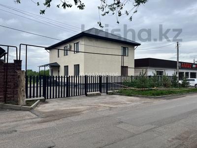 Отдельный дом · 9 комнат · 332 м² · 10 сот., ул. Кызылсай 4/3 за 110 млн 〒 в Каскелене