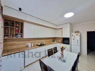 3-бөлмелі пәтер · 91.1 м² · 8/10 қабат, Кайыма Мухамедханова 19, бағасы: 58.3 млн ₸ в Астане, Нура р-н